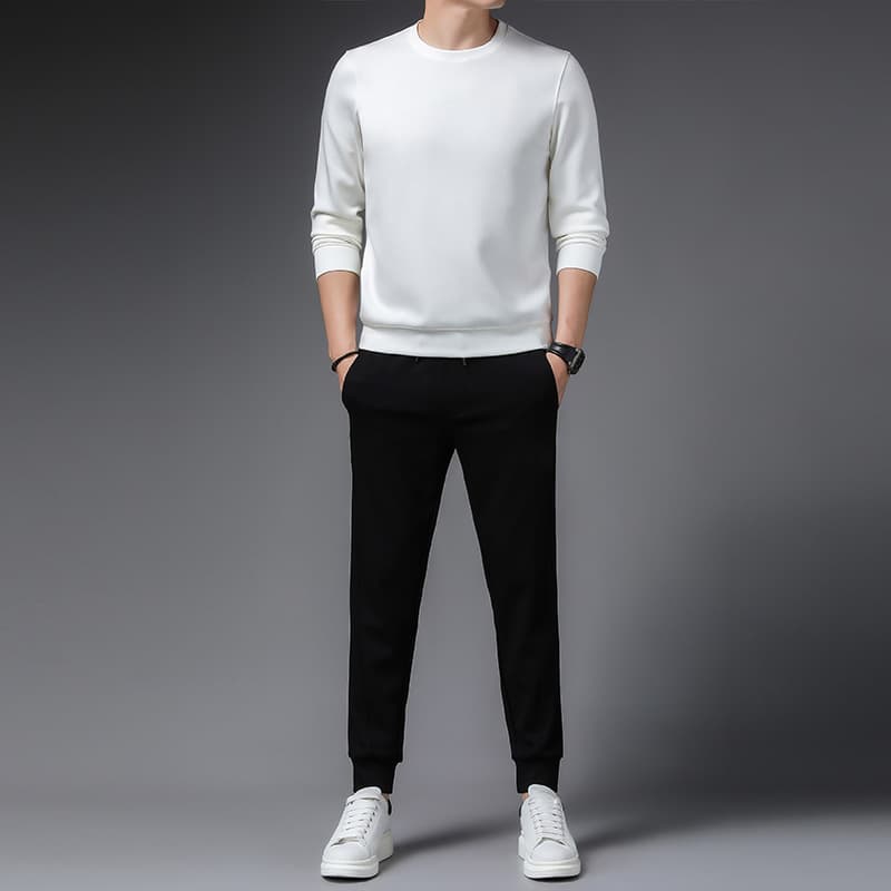 White two-piece spring and autumn style
