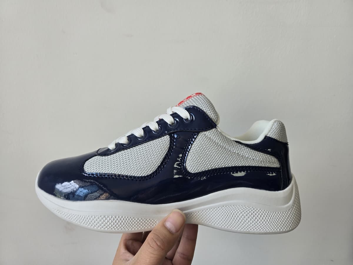 Yun prada silver gray