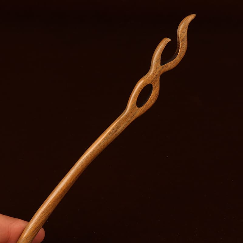 Green sandalwood hairpin--xiyun (18cm)
