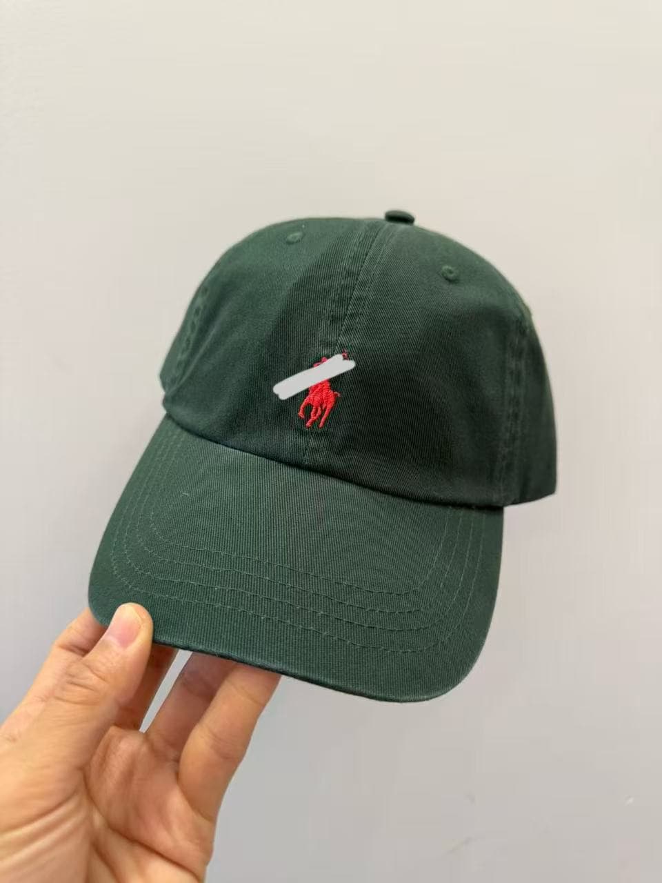 Dark green red label