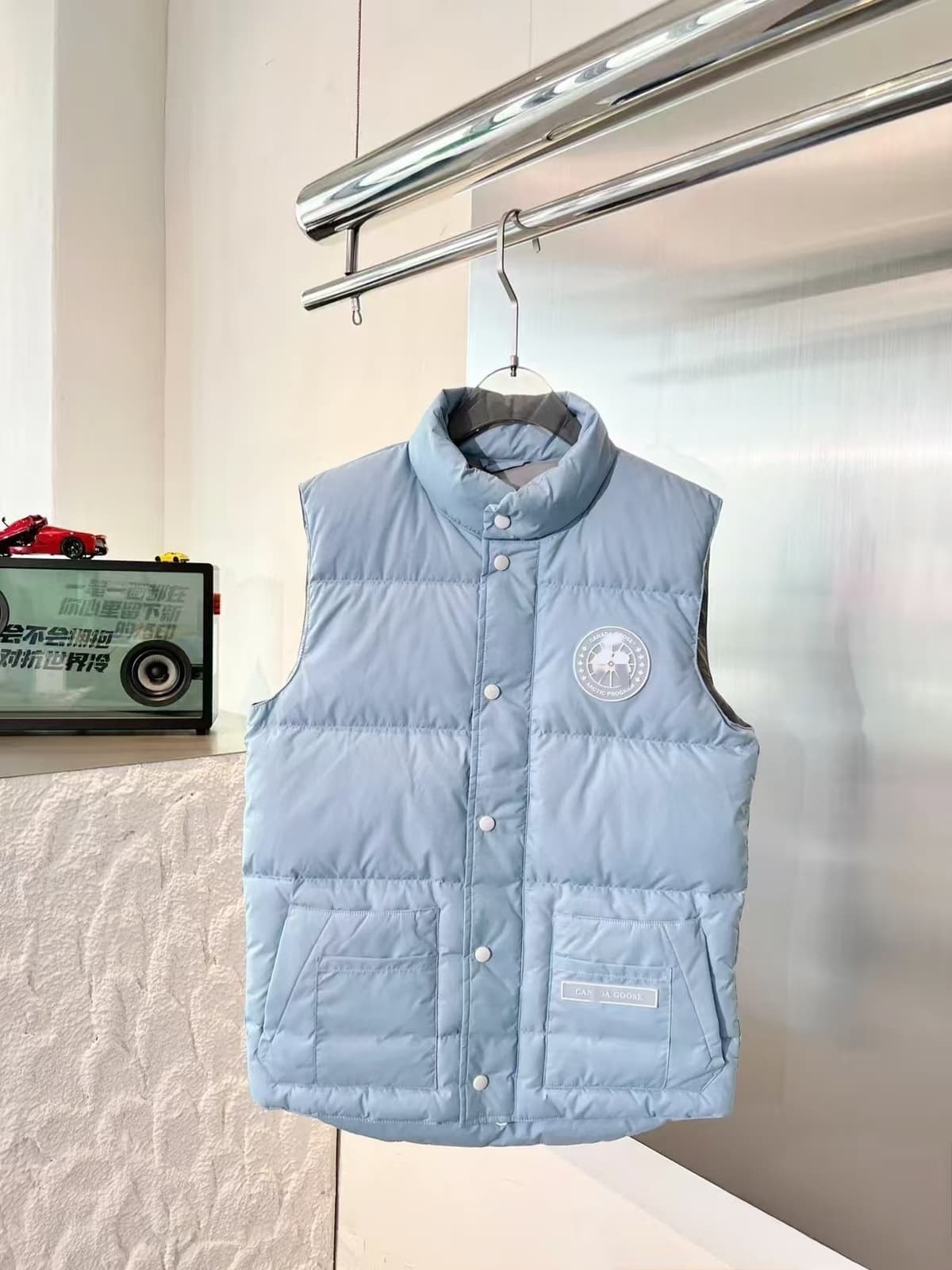 White label light blue