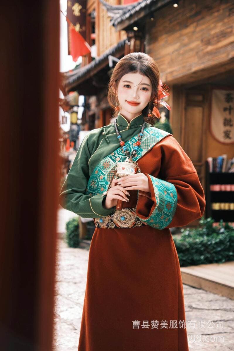 New Xizang Clothing for Travel Photography, Popular Xizang Clothing, Ethnic Minority Xizang Clothing, Yunnan Dali Photography, Xizang Clothing 2
