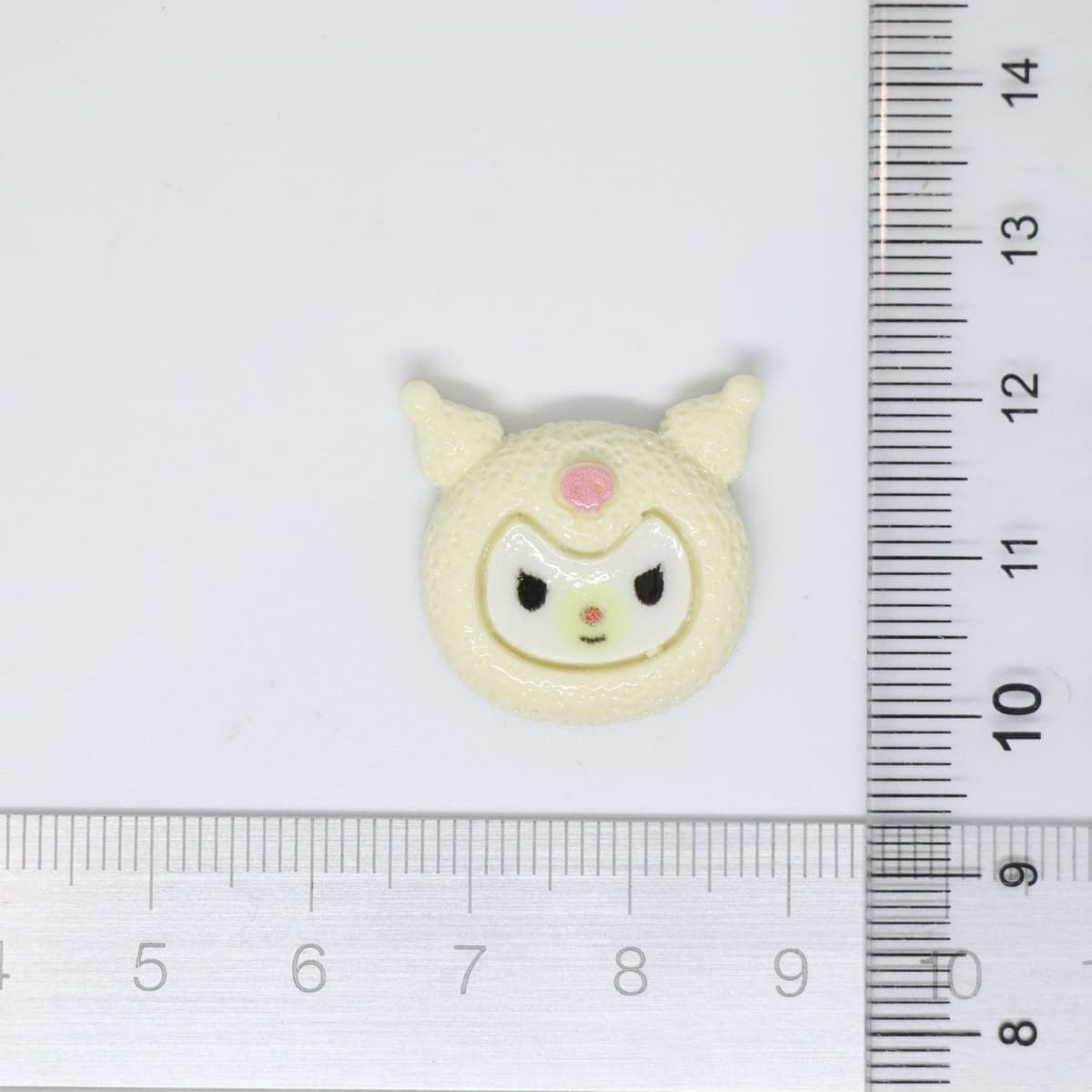 Beige kuromi