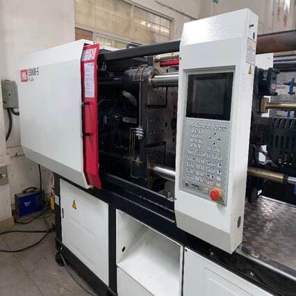 İşlənmiş Huameida Hmd128M8-S servo inyeksiya qəlibləmə maşını (22 illik) 2