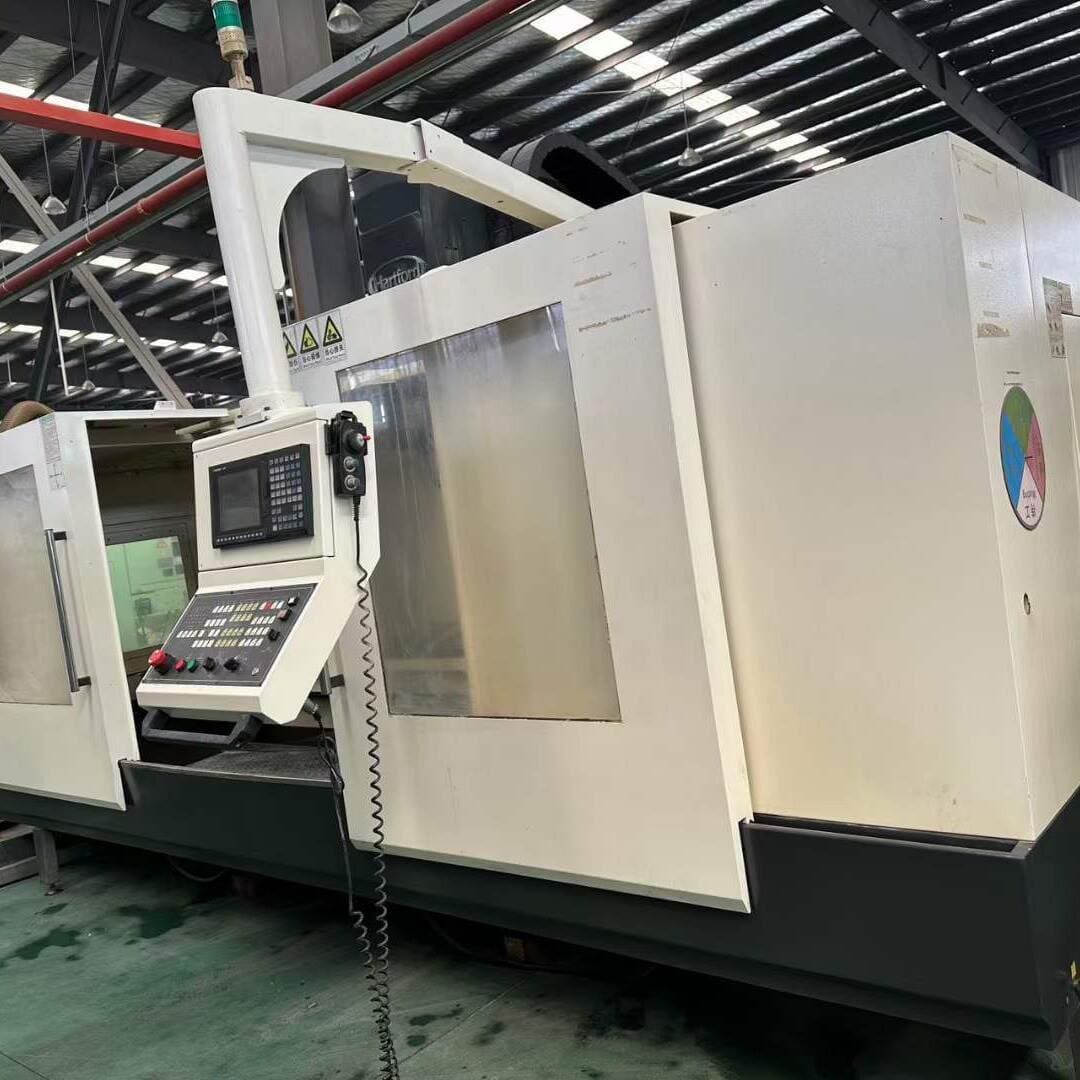 Transfer of Second-Hand Xiehong Cnc-2060 Cnc Milling Machine Main Motor Power 18.5 Three-Axis Hard Rail 4
