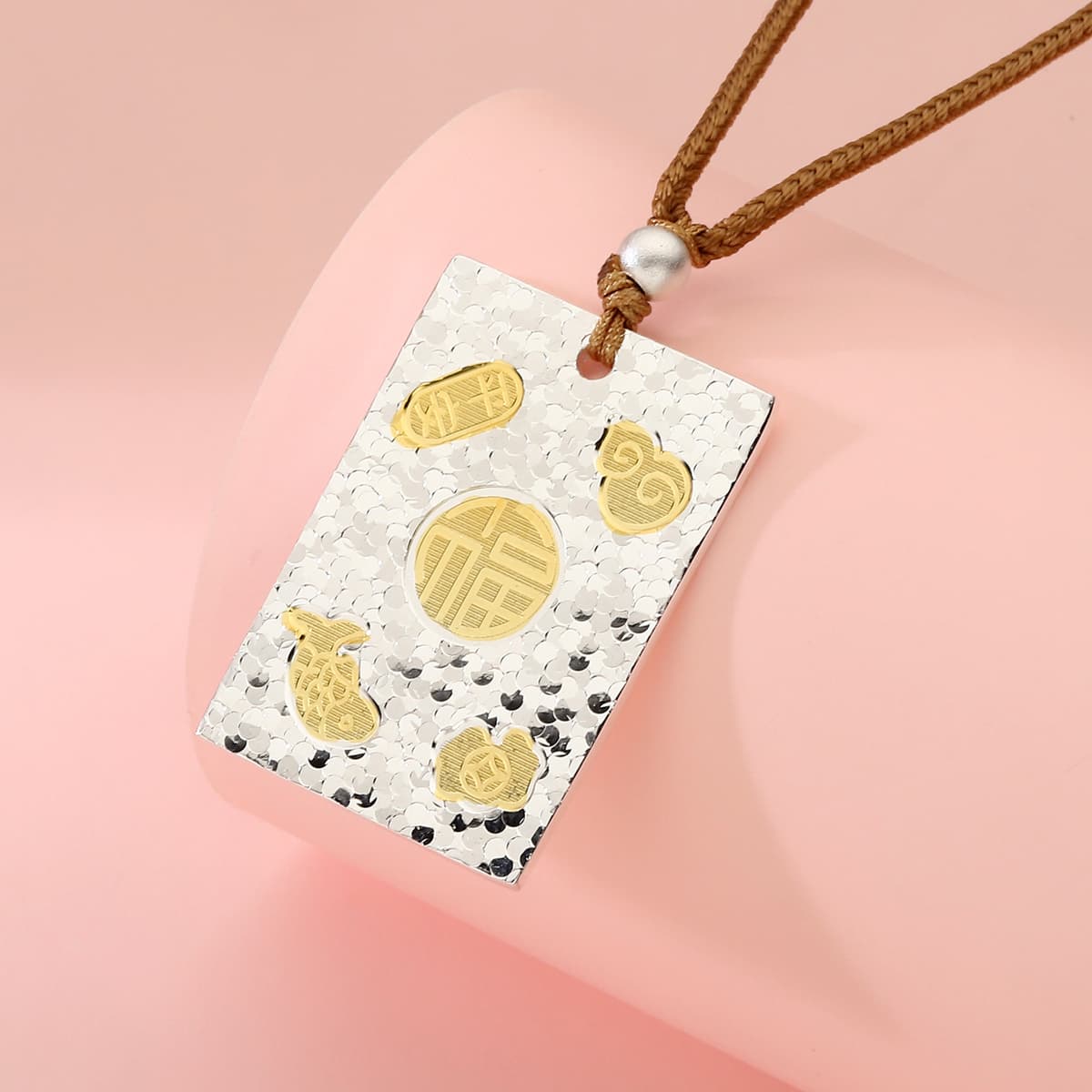 Crushed ice color gold and gold square necklace about 15 grams