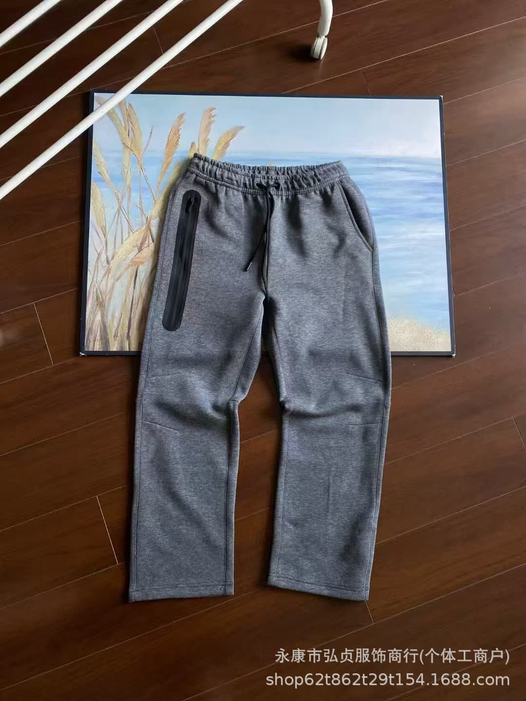 Pants.dark gray