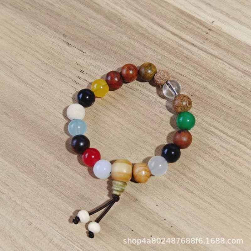 Eighteen seed bracelets [old style]