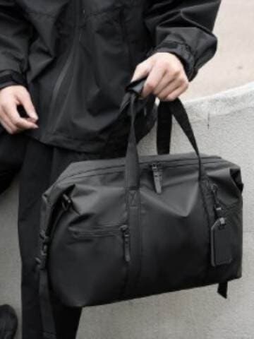 Large-Capacity Handbag, Sports Men's Commuter Briefcase, Travel Bag, Can Be Worn Cross-Body or Carried by Hand, Multi-Functional Commuter Bag