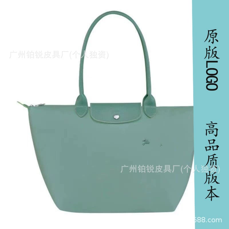 Eco-friendly lake blue