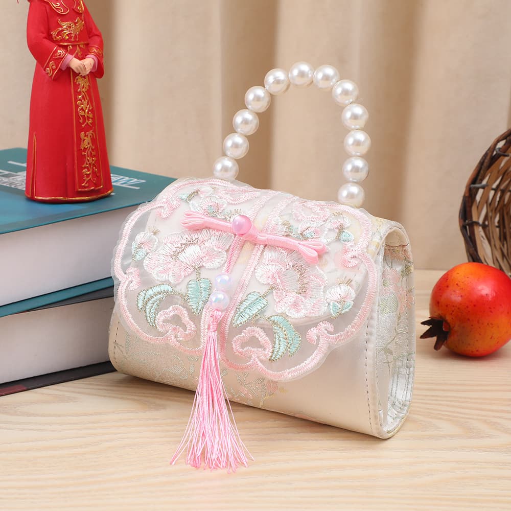Chinese knot tassel
