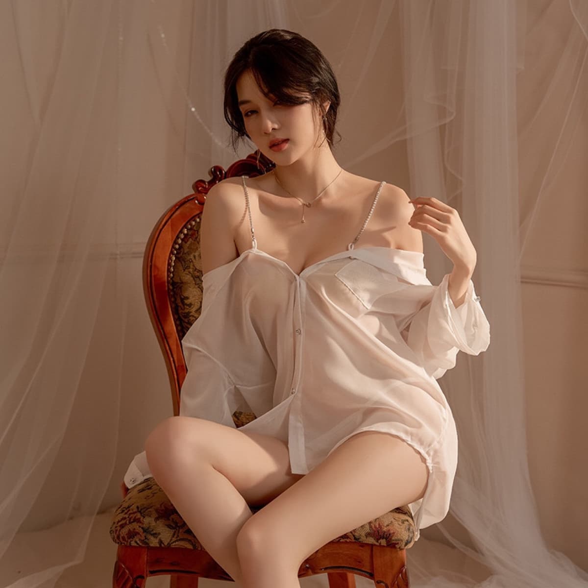 White+t pants