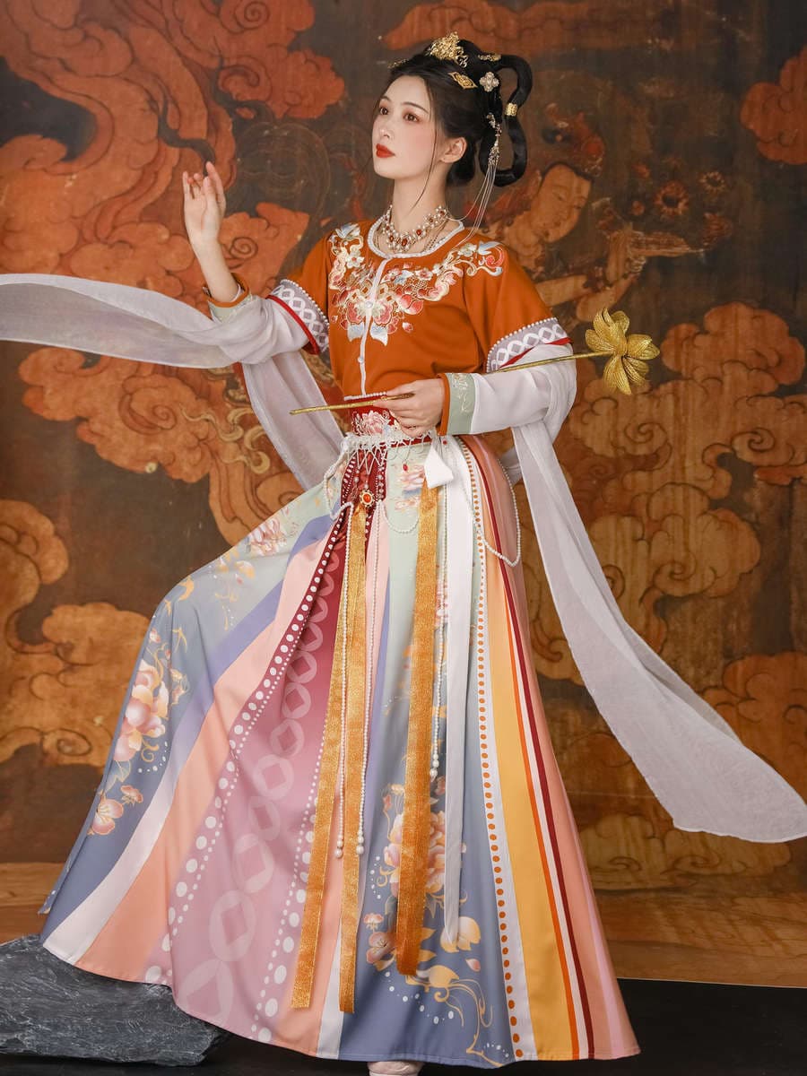 Han Yukui Qadın Hanfu Dəsti, Xiaoyao Fu, Dunhuang Tərzi, Tan Yaxalı Bel Üç Parça, Yaz-Yay 3