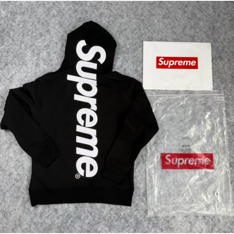E550 # Classic large logo hooded sweatshirt black
