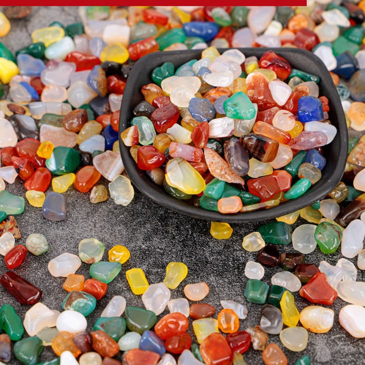 Medium colorful gravel [0.7-1.3cm] (100g)