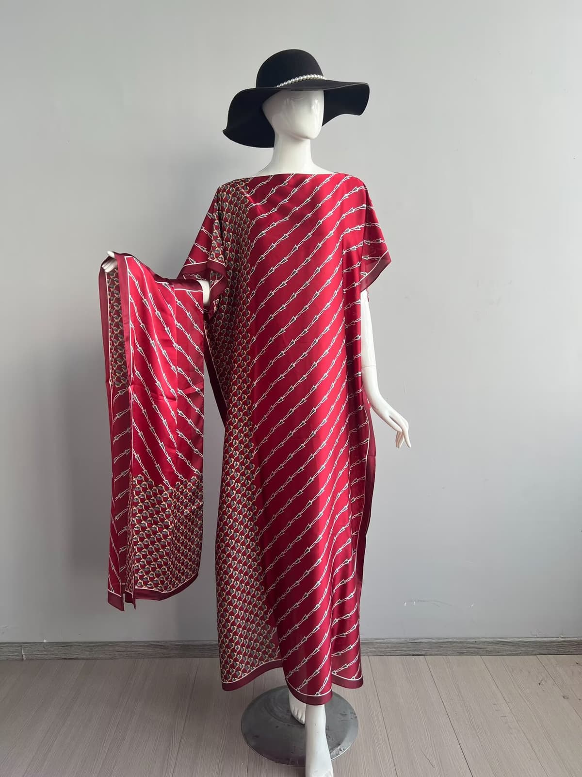 584-rope buckle-red