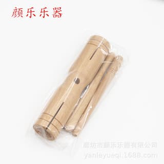 Plain weave, 4.2cm diameter