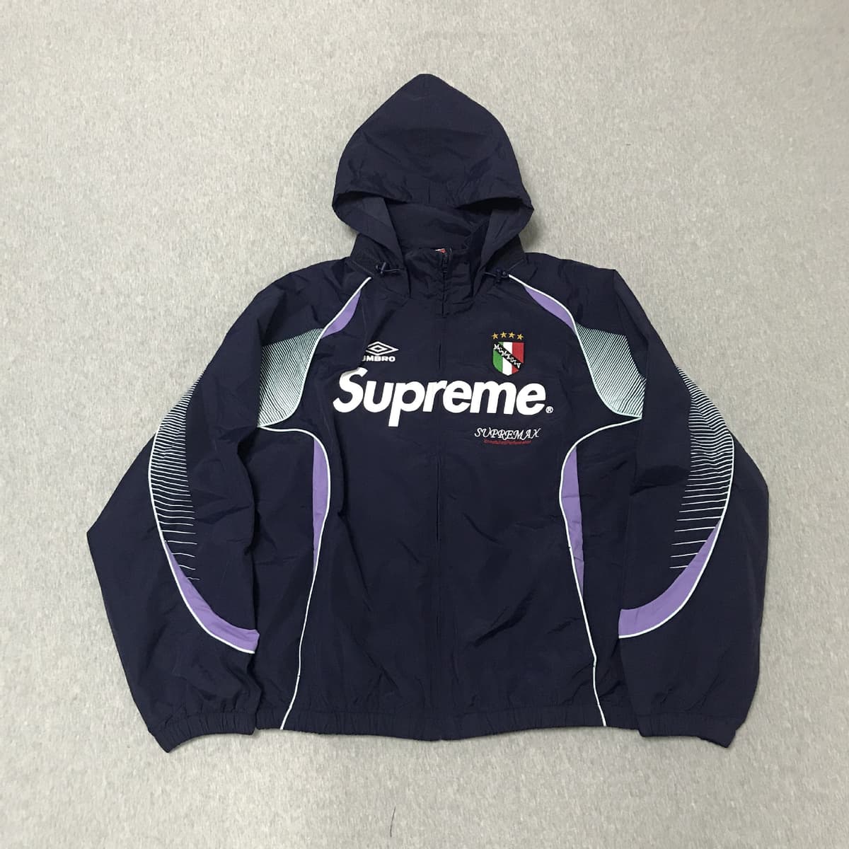 8968 royal blue top