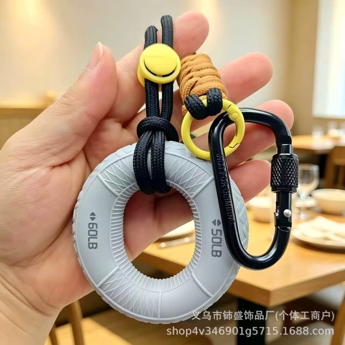 Gray grip ring + lanyard + carabiner