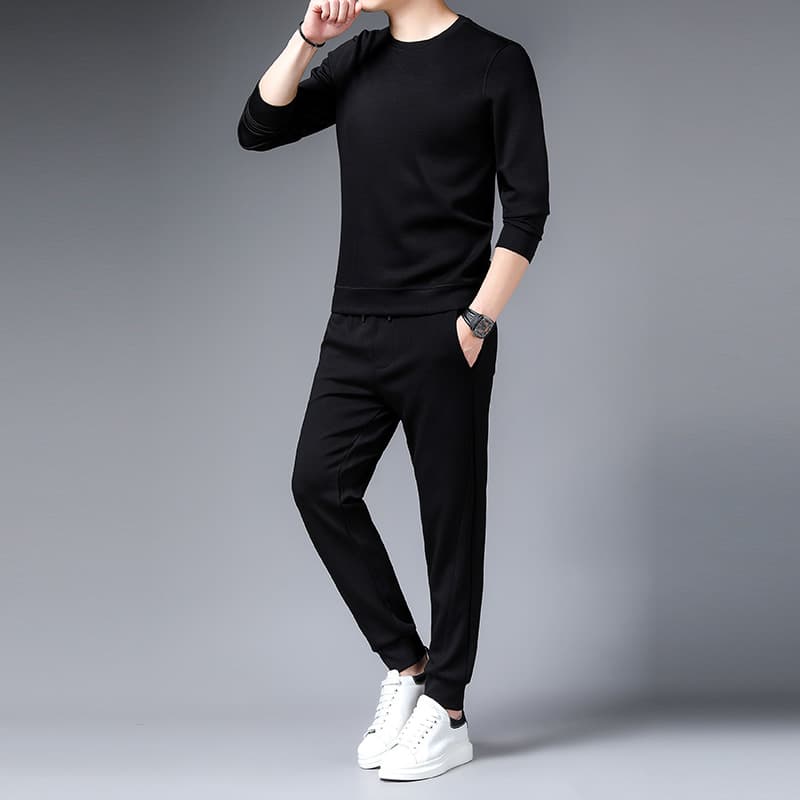 Black two-piece spring and autumn style