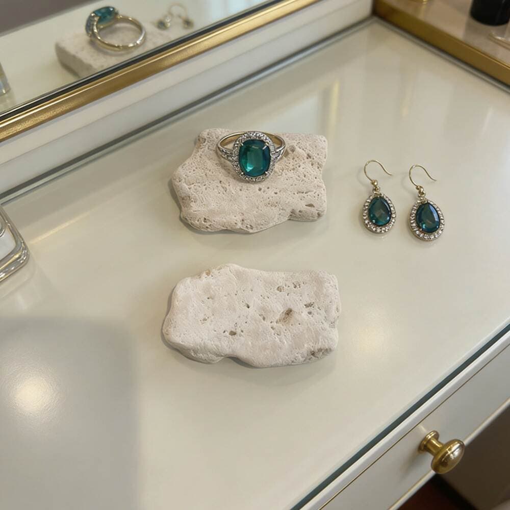 Sırğalar və üzüklər üçün qeyri-müntəzəm formalı travertin foto fonu, Skandinaviya tərzi 1