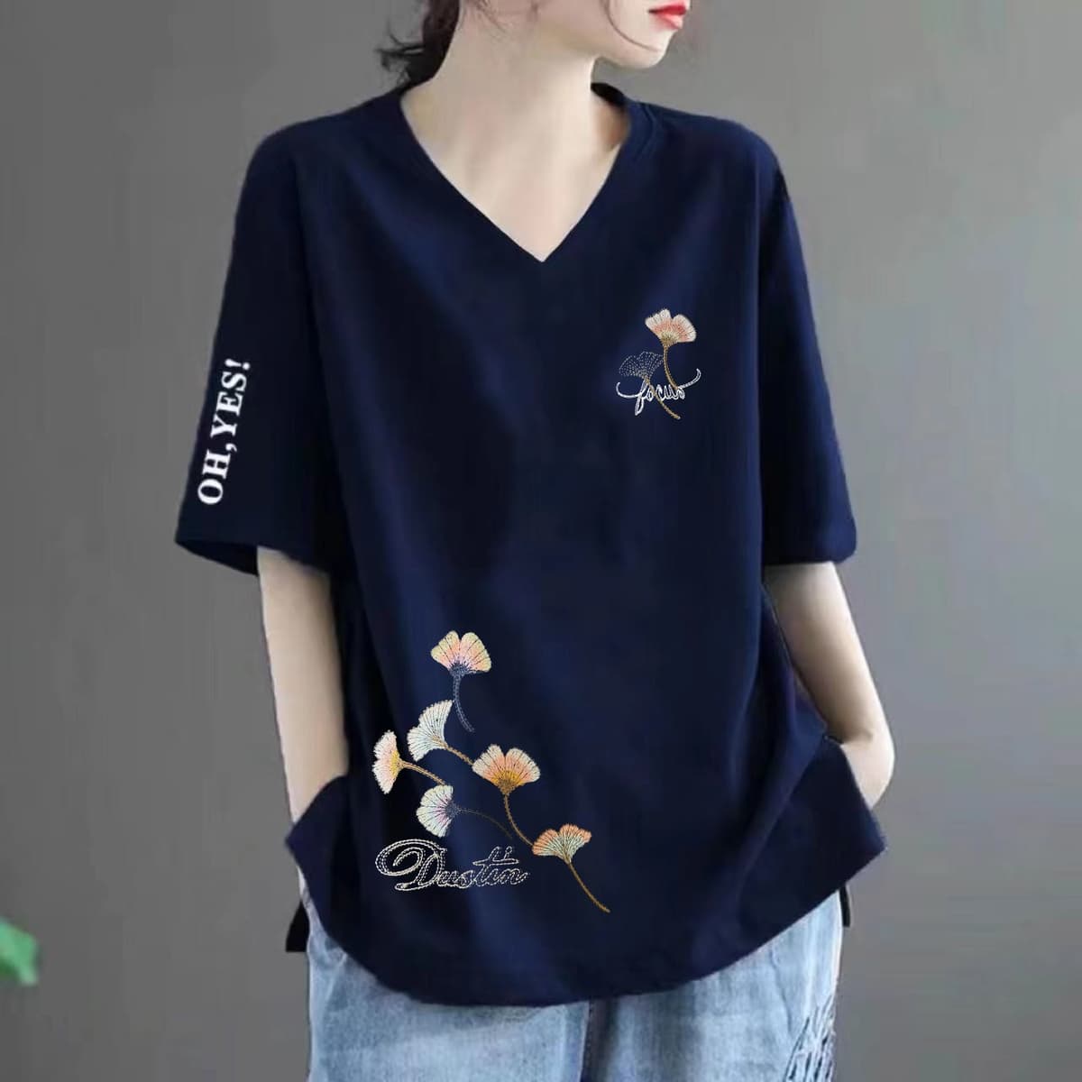 49 navy blue [upper and lower ginkgo leaves]