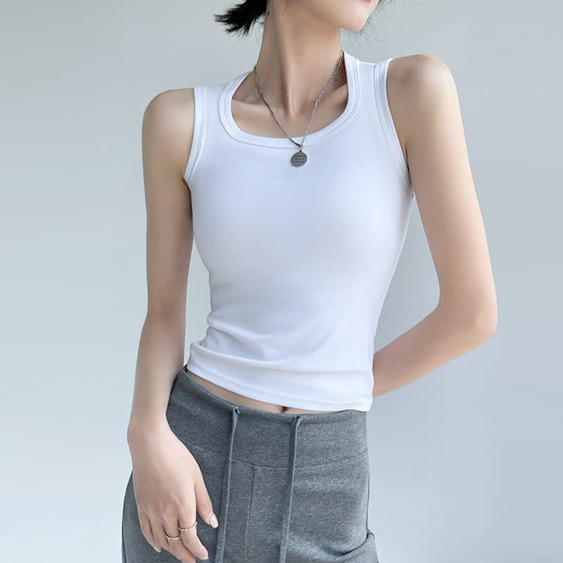 白色