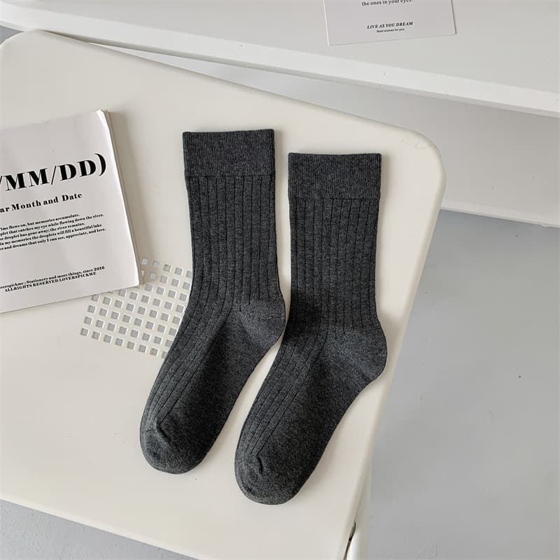 Wide bar dark gray