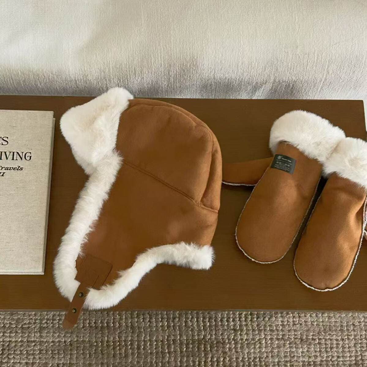 Ins Fleece-Lined Thick Warm Camel-Colored Aviator Hat Anti-Freeze Ear Protection Flight Gloves Set Versatile Thick Suede Hat 5