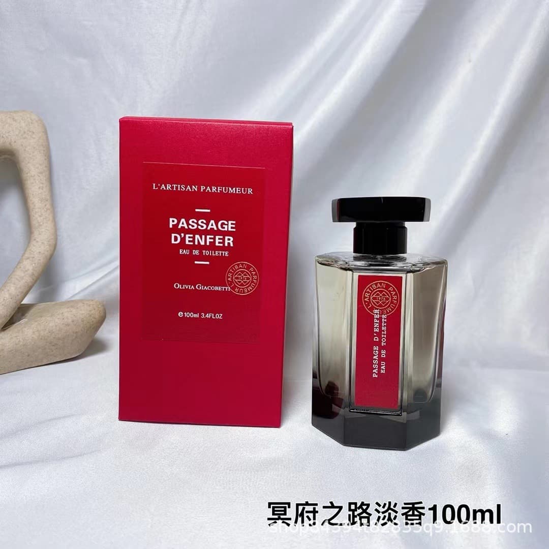 Red label road to hades light fragrance 100ml