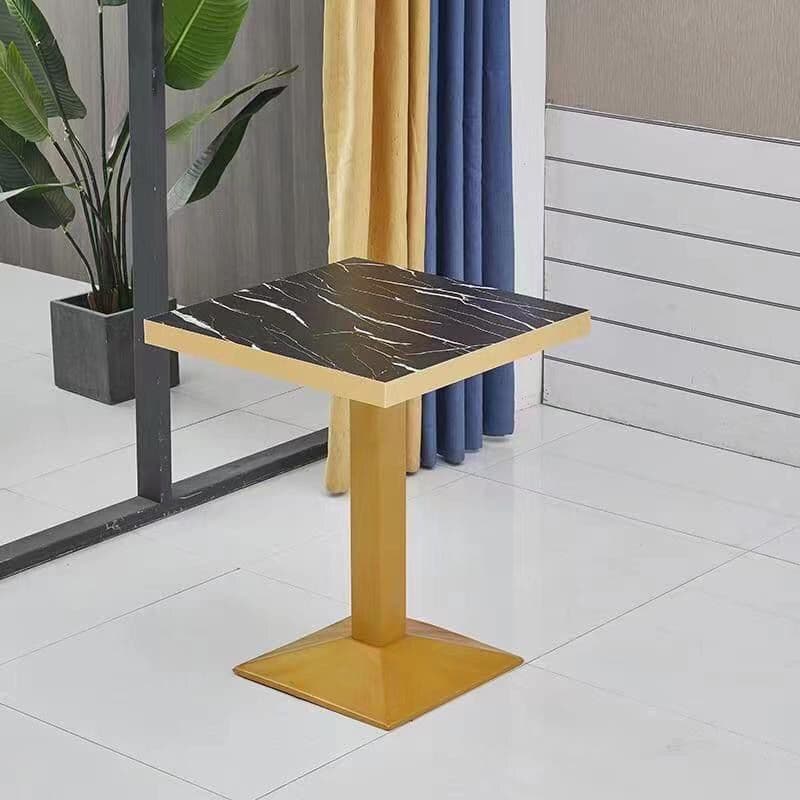 Golden plate imitation black marble color 60*60 (one piece will not be issued)