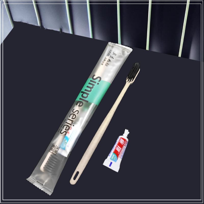 [Simple] Square hole straw + twisted lid toothpaste