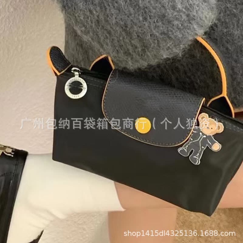 Anniversary gunmetal gray