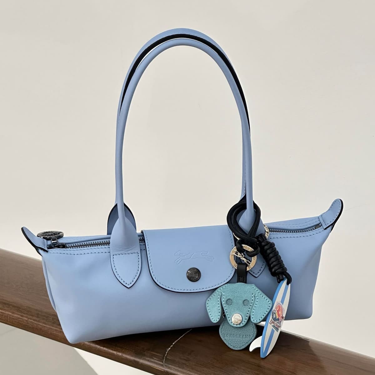 Baguette baby blue