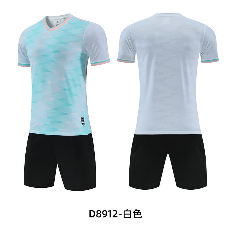 D8912-white