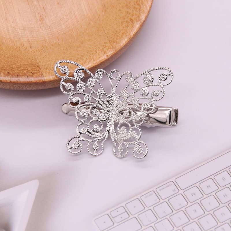 Butterfly cross clip Silver