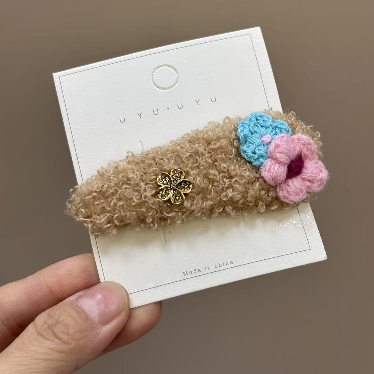 Wool flower hairpin