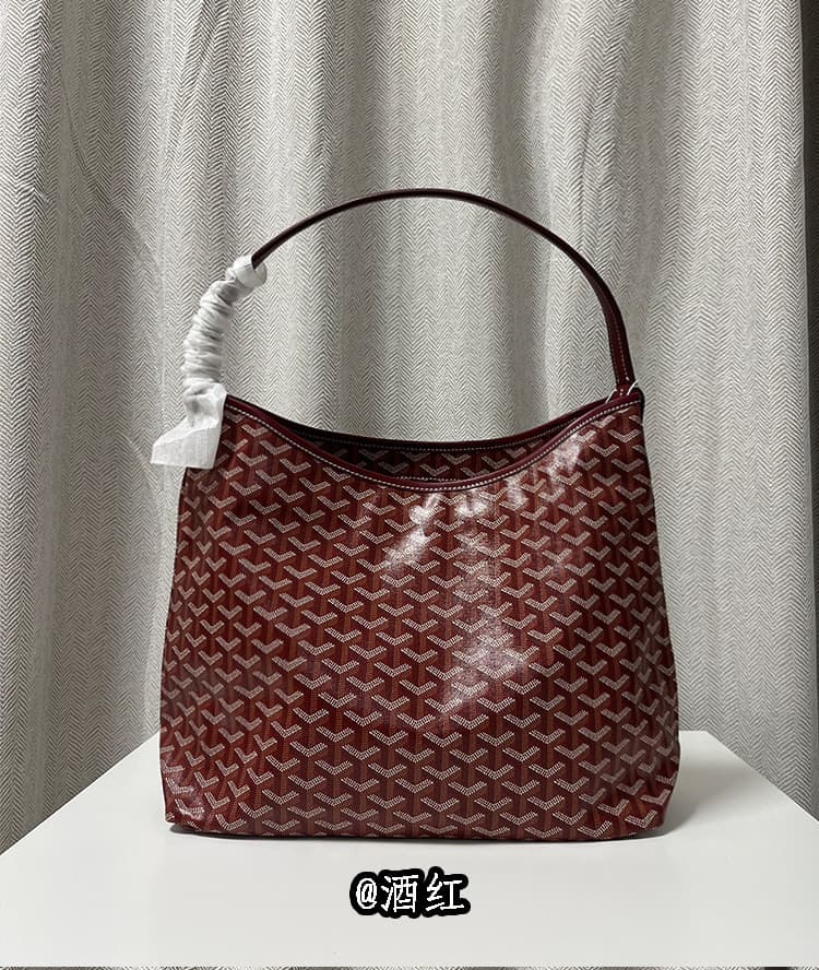 Wine red