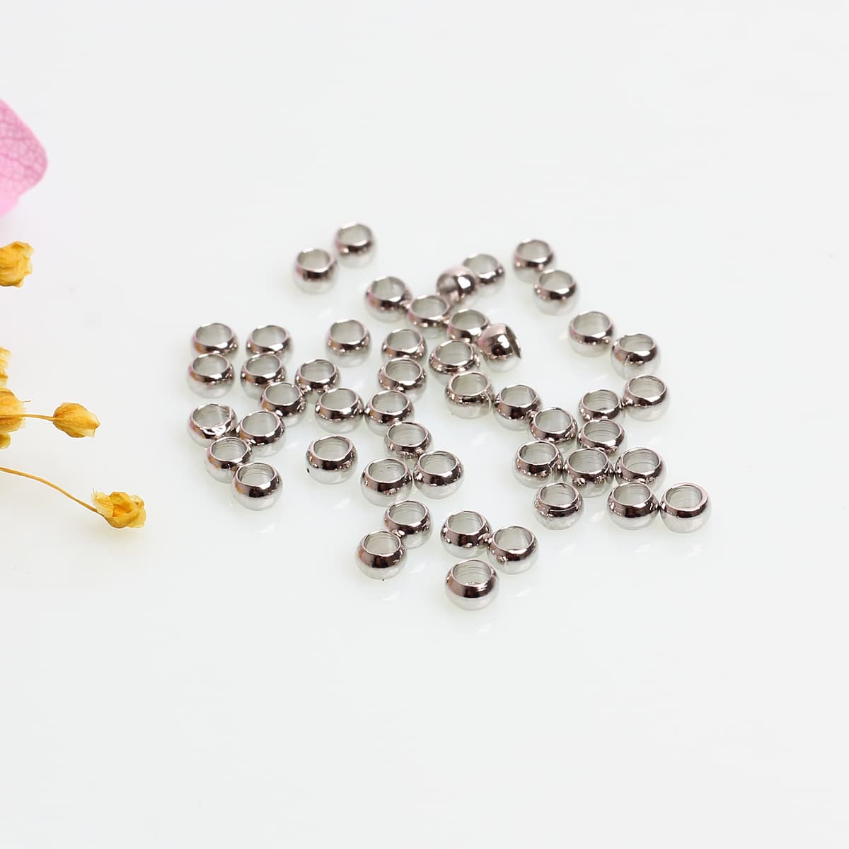 White gold color retention