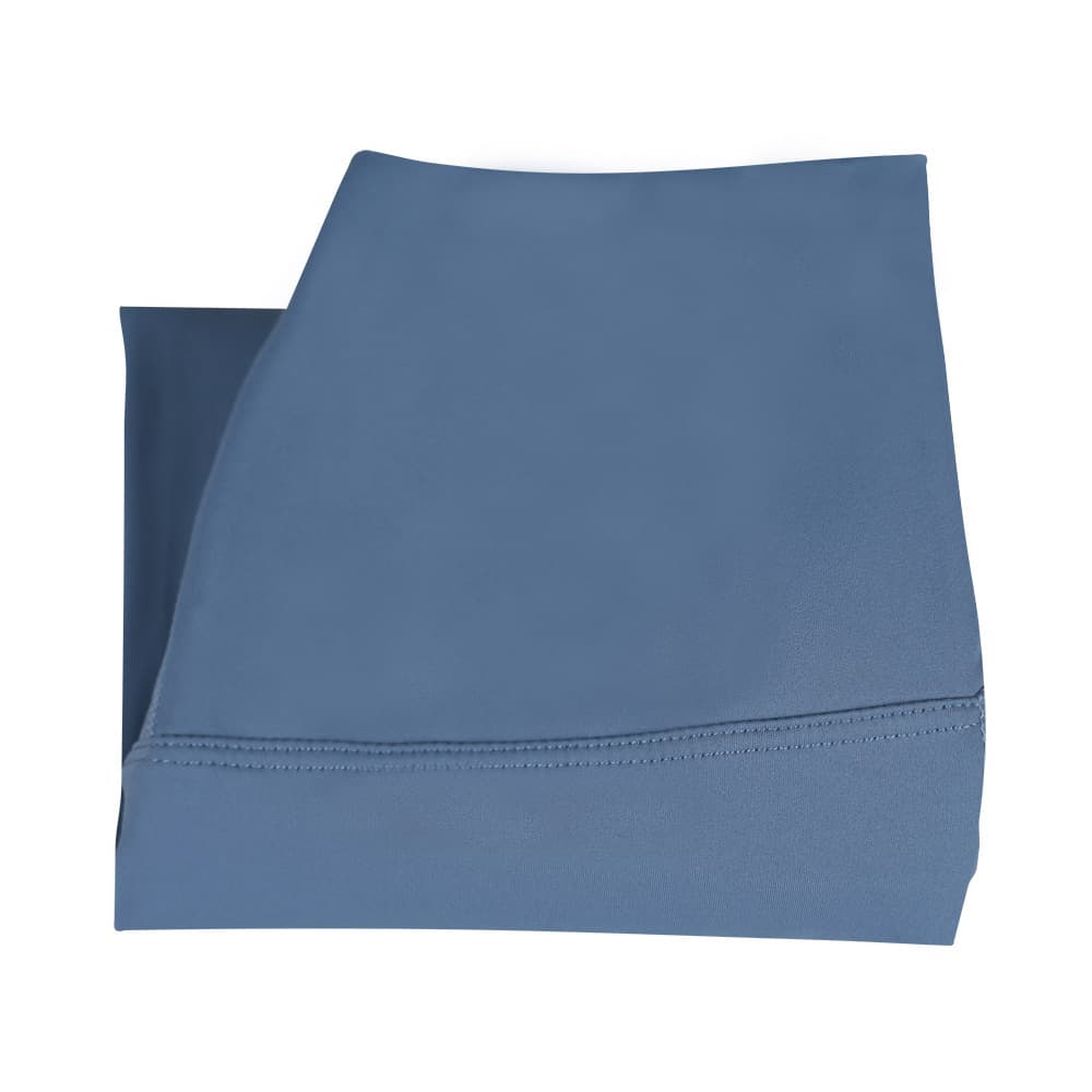 Dailan's no-fuss cropped trousers