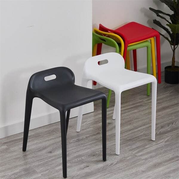 Thickened plastic stool, fashionable for home use, suitable for living rooms, dining tables, and can be stored away. It’s also a simple and practical option for snack bars, restaurants, and as a waiting chair