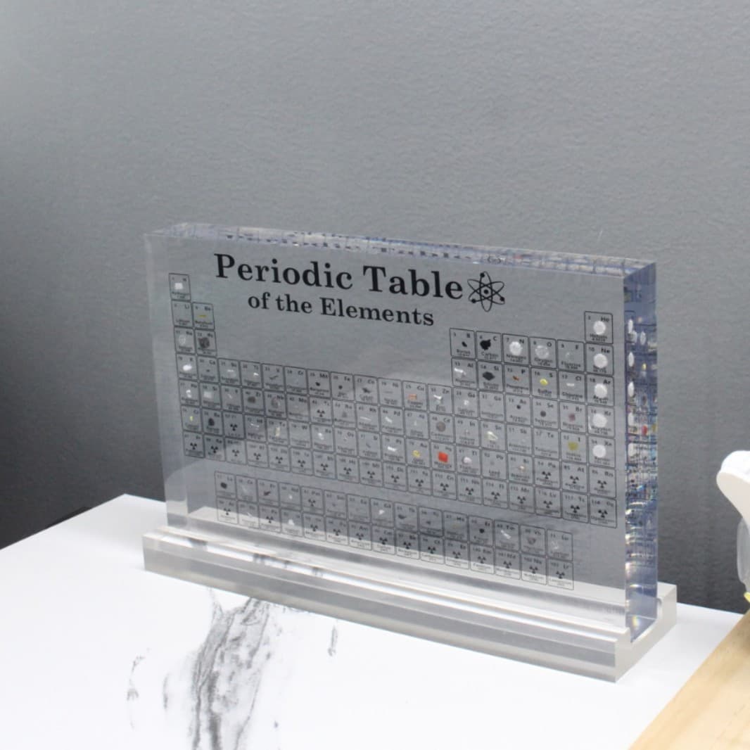 Large size [embedded 83 elements] transparent model + transparent acrylic base