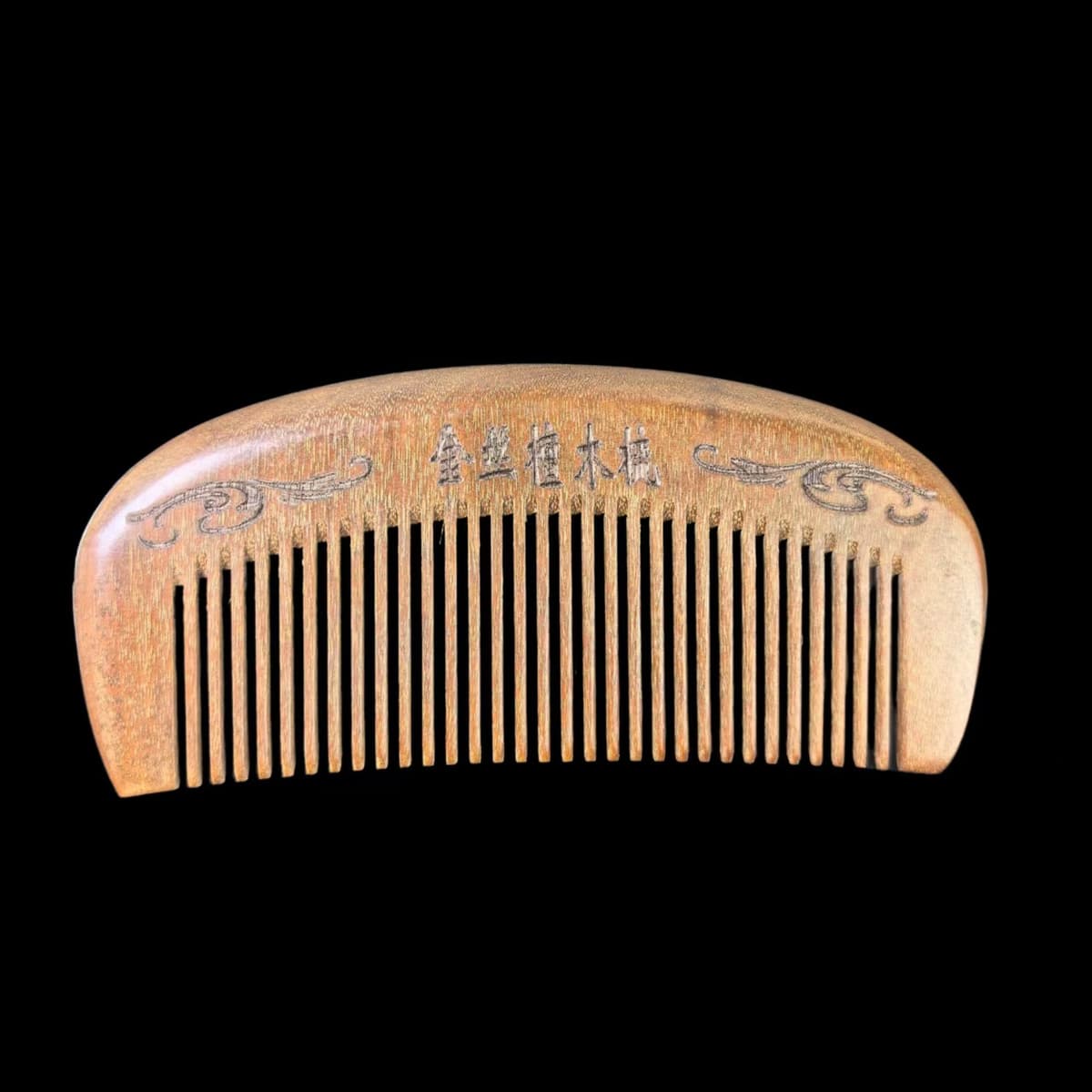 Golden green sandalwood 12cm moon-shaped fine teeth