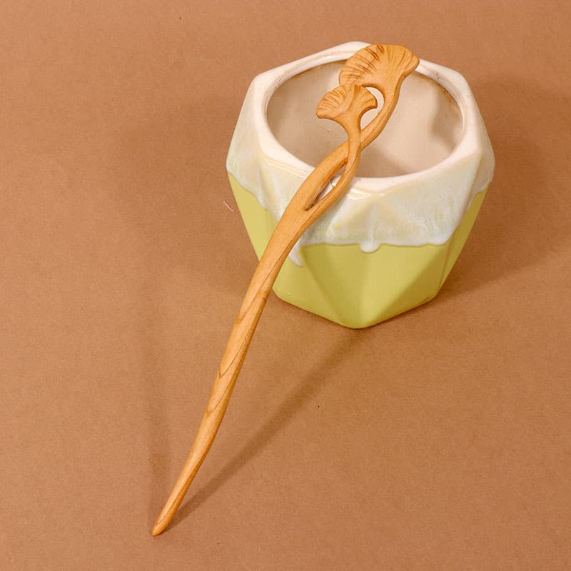 Double-sided carved peach wood hairpin----Ginkgo leaves