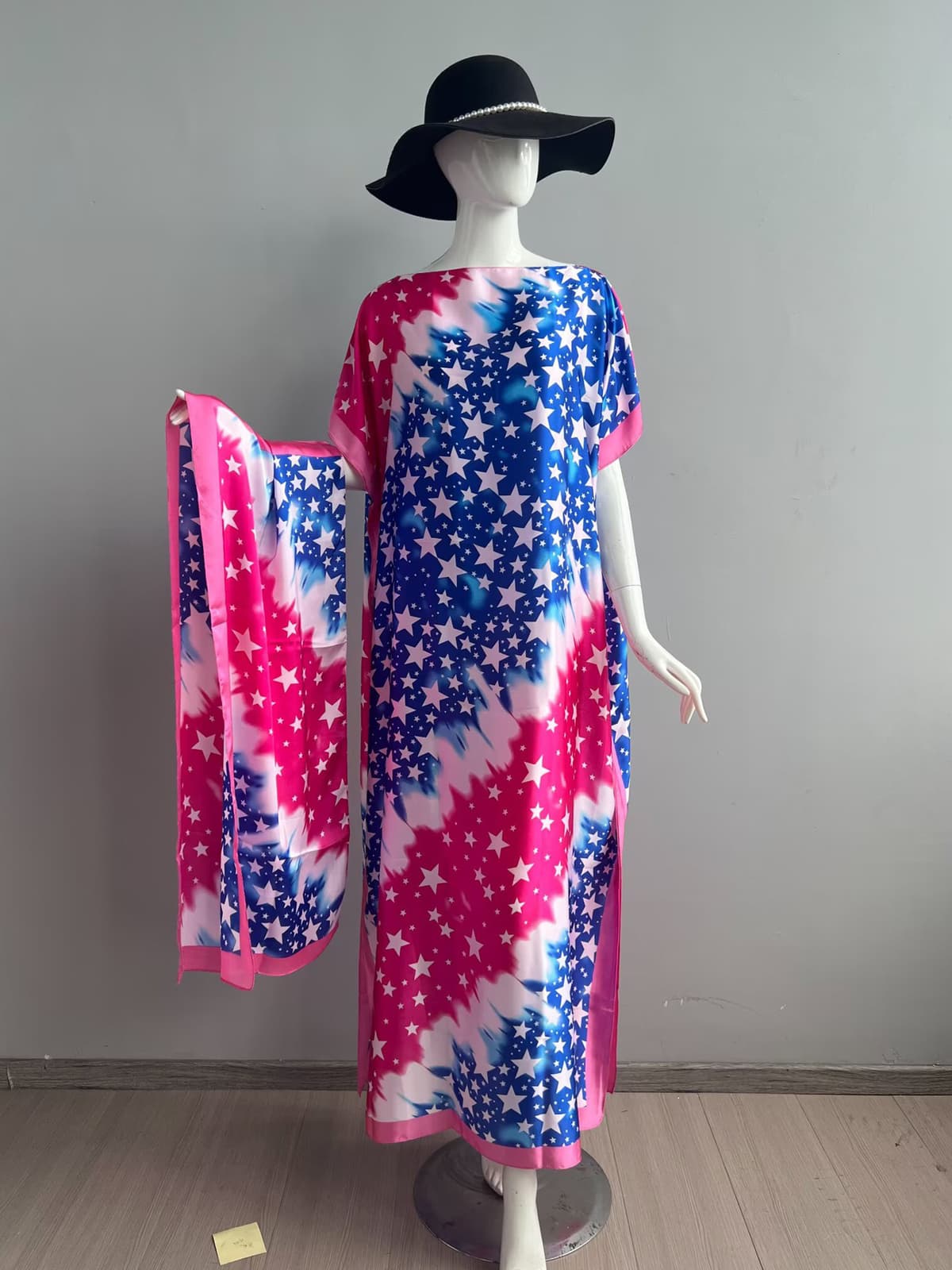 105-american flag stars-rose red blue and white