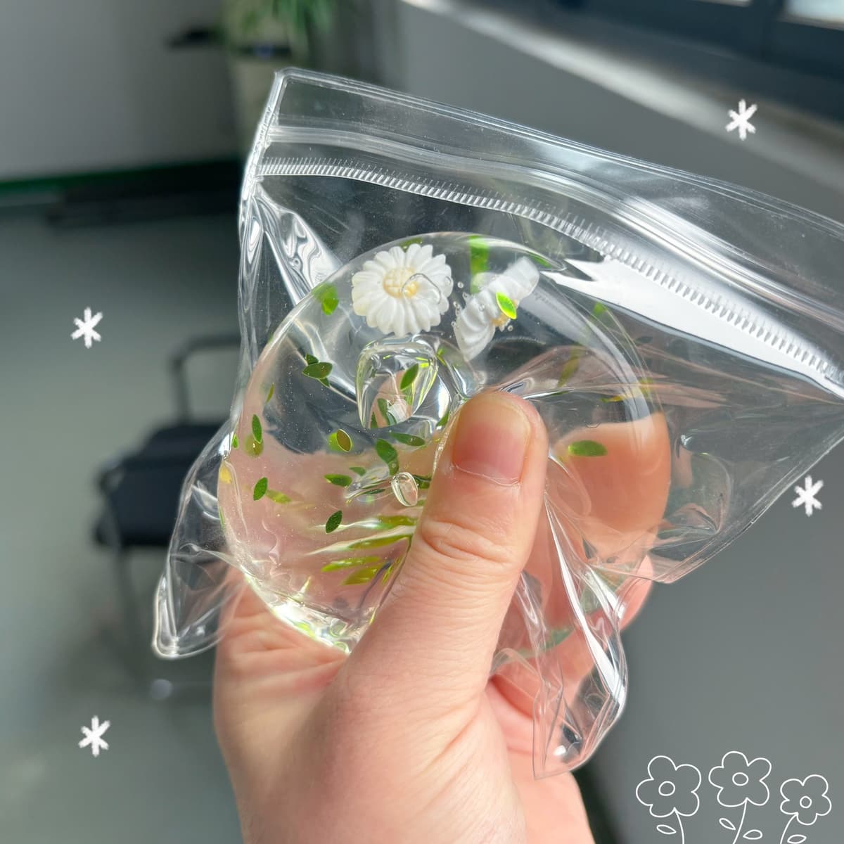 6.0 daisy (pvc) bag