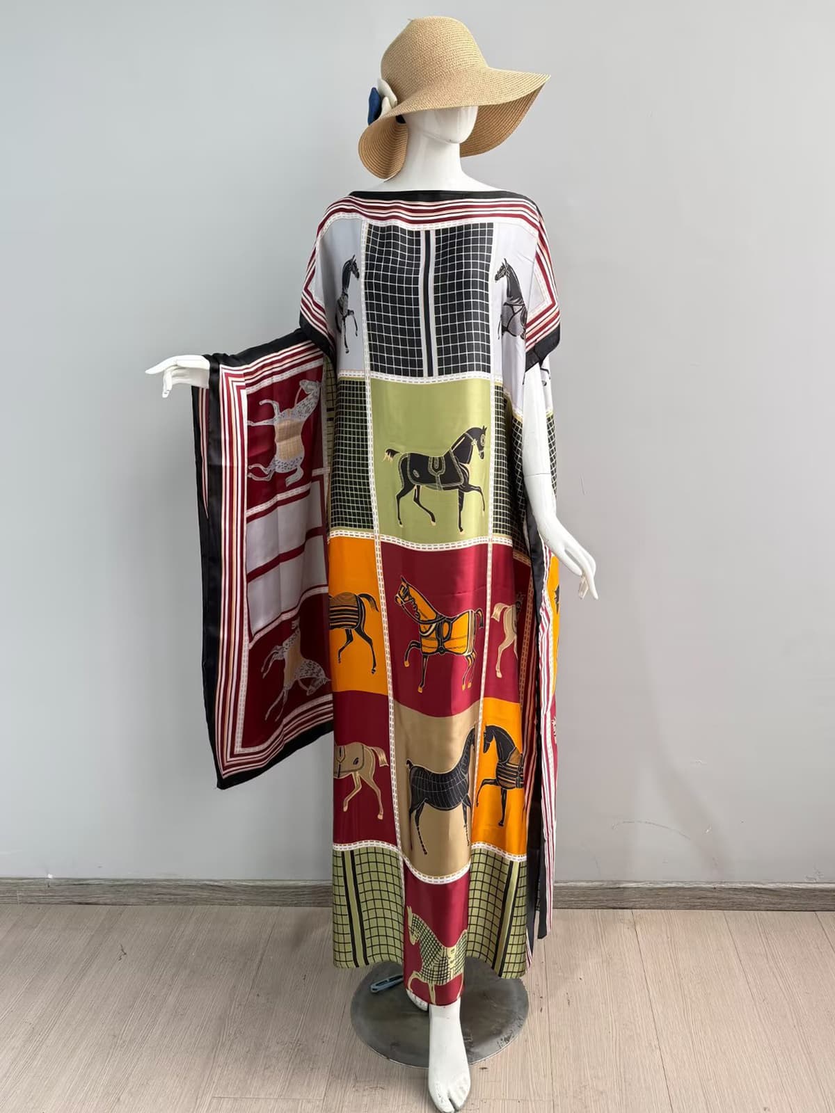 468 - three-compartment horse - burgundy