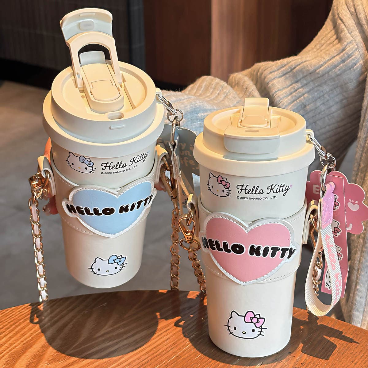 Hello Kitty Təmiz Titan Qəhvə Fincanı, Daşıma İpi ilə, İkiqat İçmə Dizaynı 2