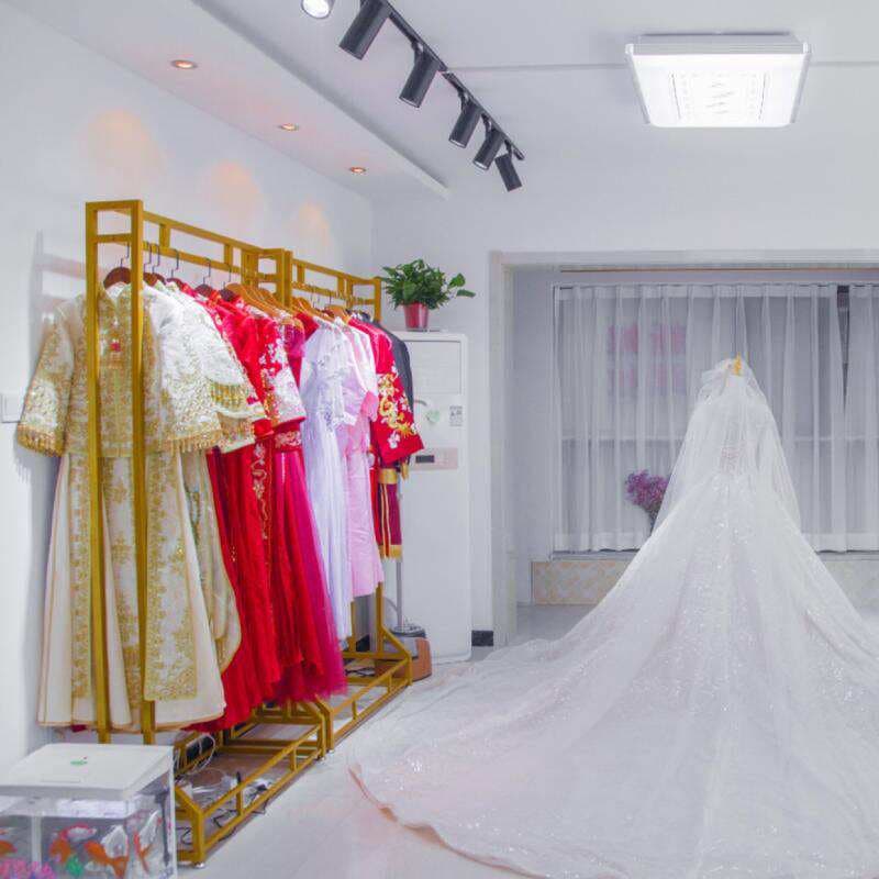 Model Display Stand, High-End Wedding Dress Store Floor-Standing Photo Studio Display Rack, Cheongsam Dress, Gold Xiuhe Dress Hanging Rack 4