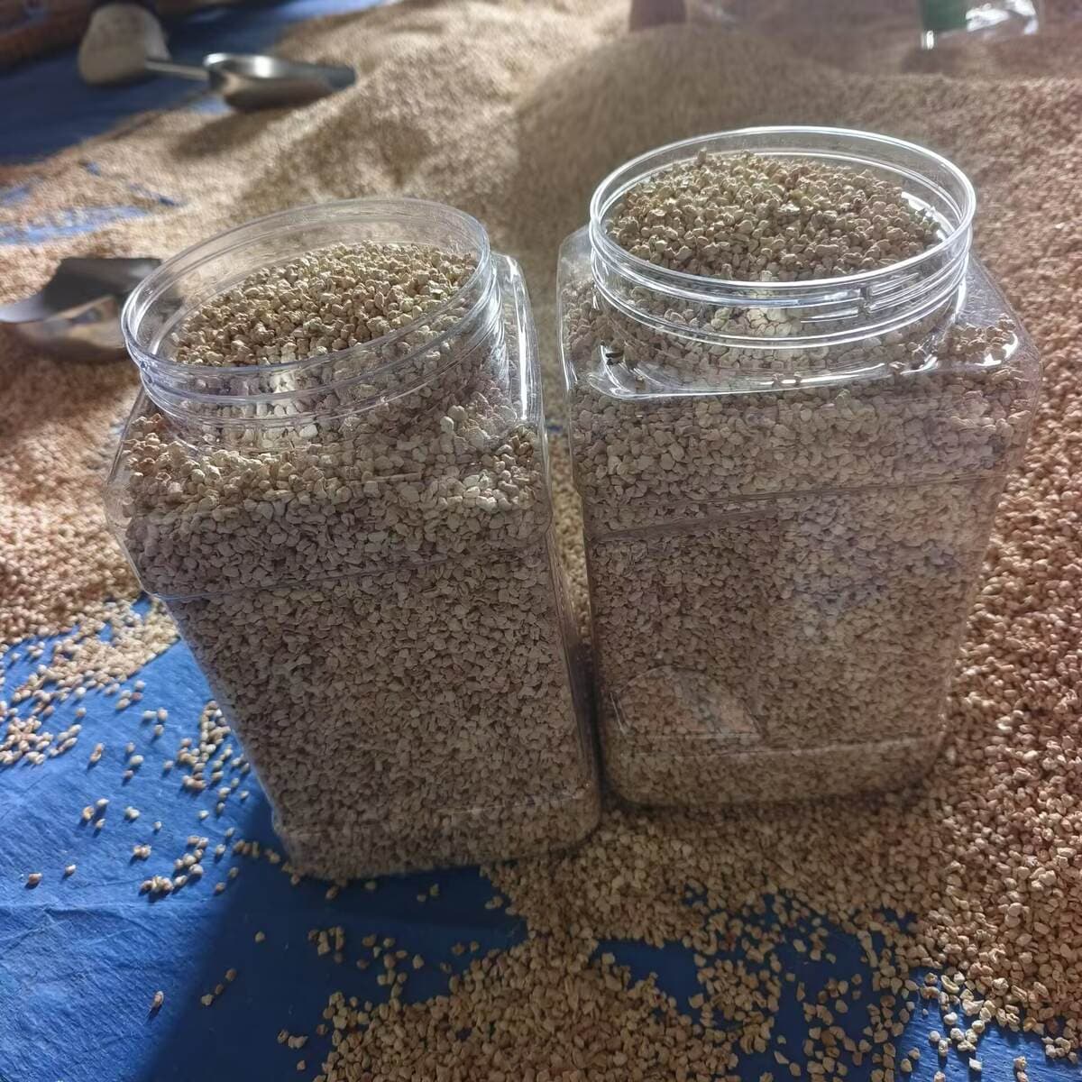 Bottled Corn Cob Pet Bedding, Trash Can Moisture-Absorbing and Deodorizing Granules, Upgraded Scented Feed Carrier Using Corn Cob 2